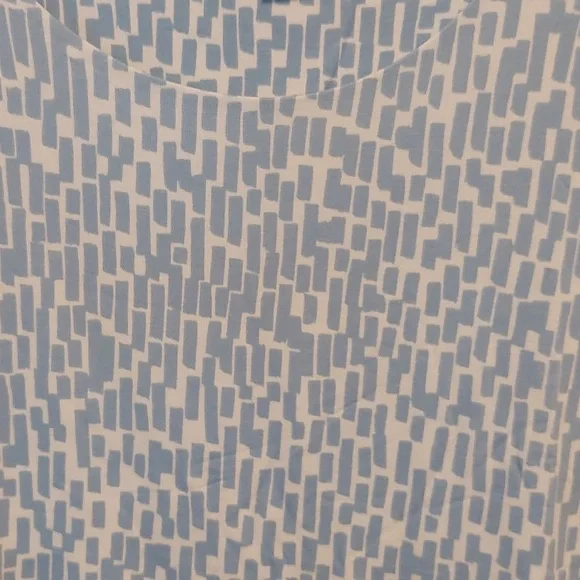 Chico's Touch of Cool Brick Geometric Ballet Elbow Tee.  Soft Blue. - Picture 6 of 7